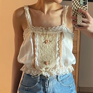 Beautiful vintage silk tank top with rosettes